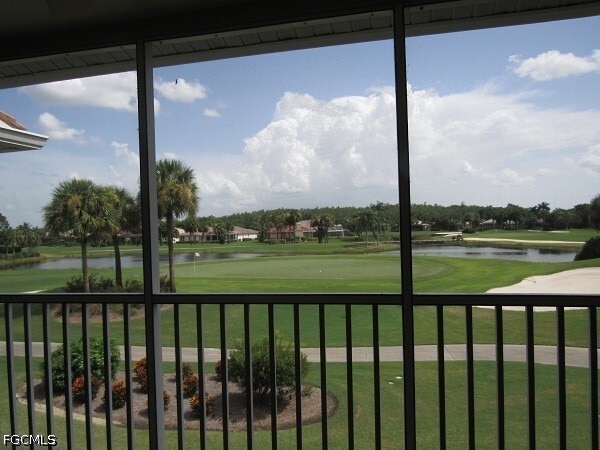 Building Photo - 10537 Washingtonia Palm Way