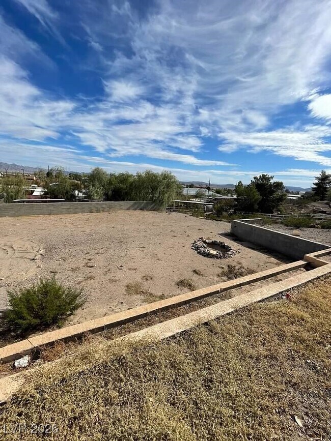 Building Photo - 1427 San Felipe Dr