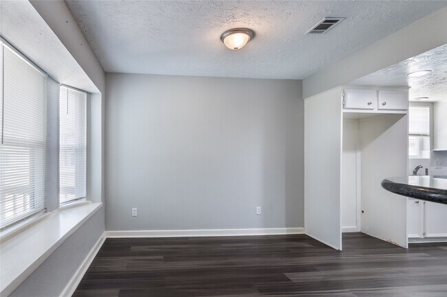 Building Photo - 12757 Lake Conroe Hills Dr