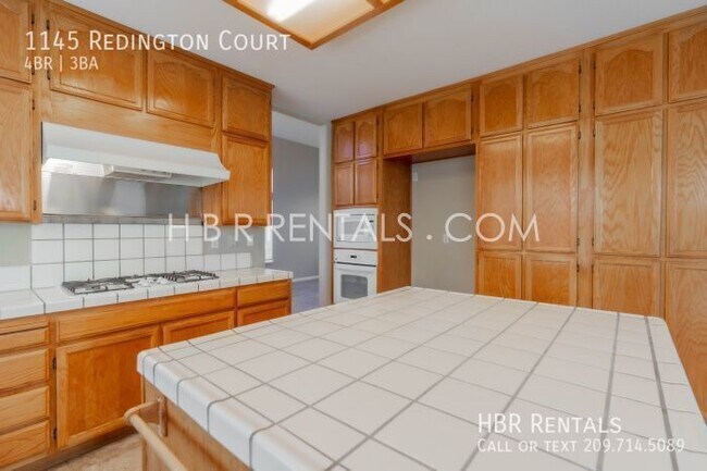 Building Photo - 1145 Redington Ct