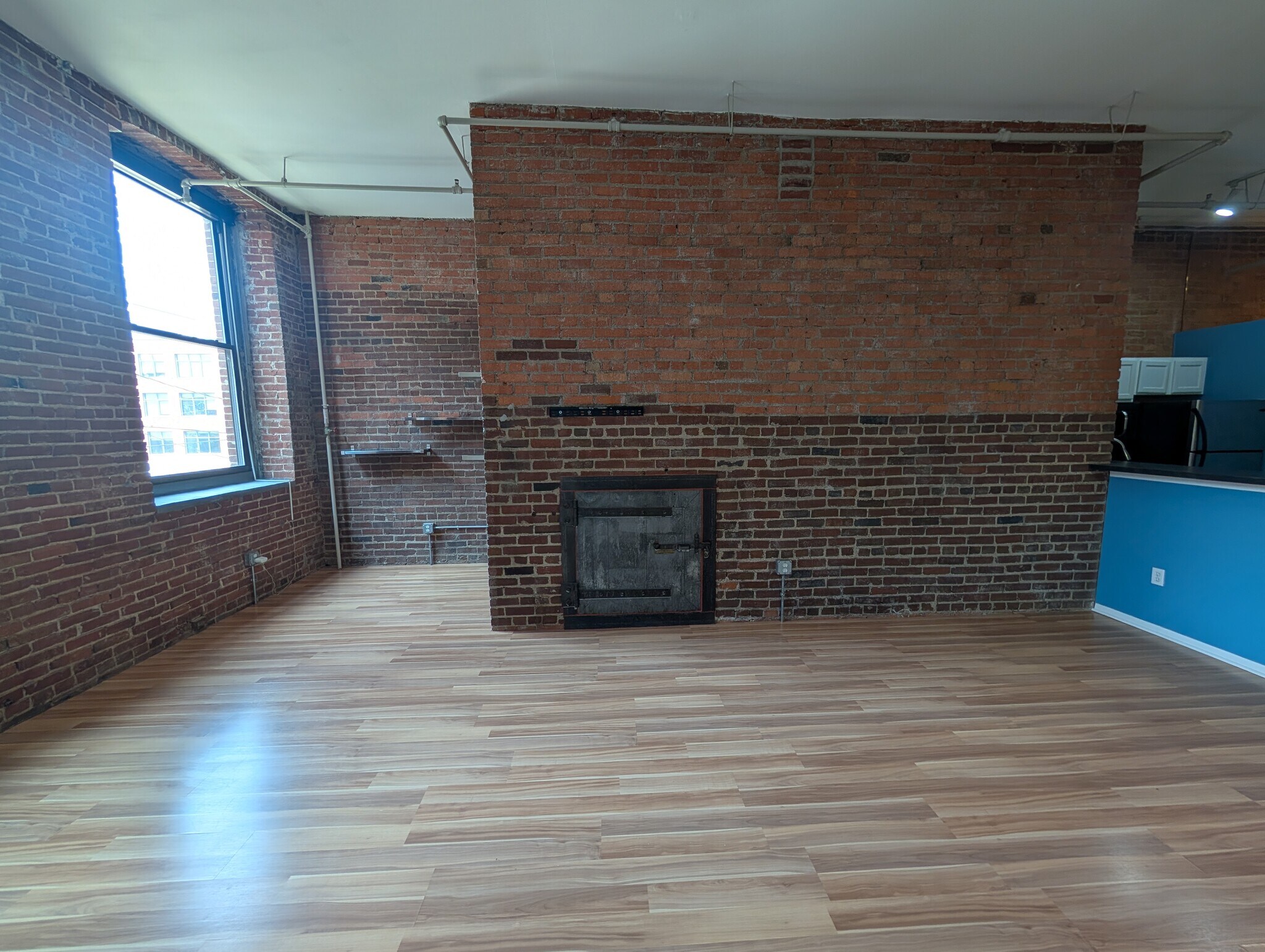 Living Room/Office nook - 200 Main St
