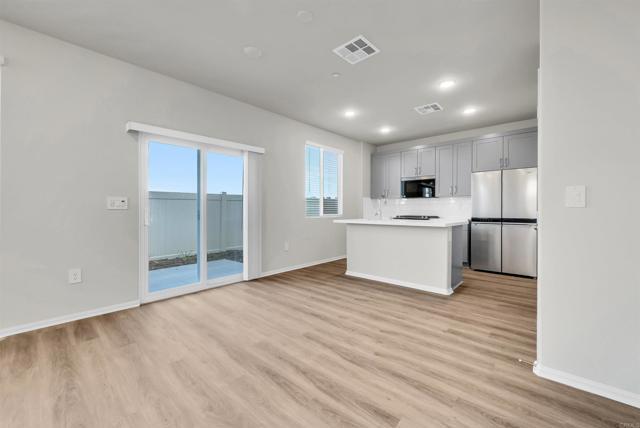 Building Photo - 28386 Via Solero