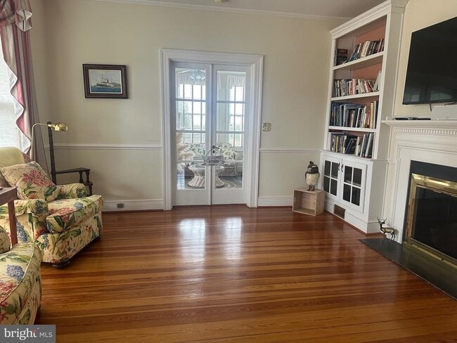 Building Photo - 16451 Elmwood Farm Rd