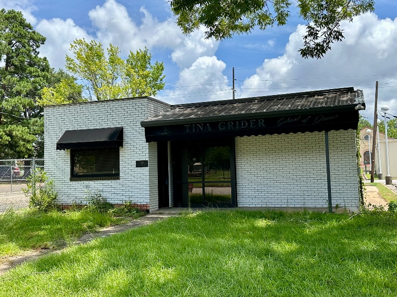Building Photo - 510 N 5th St