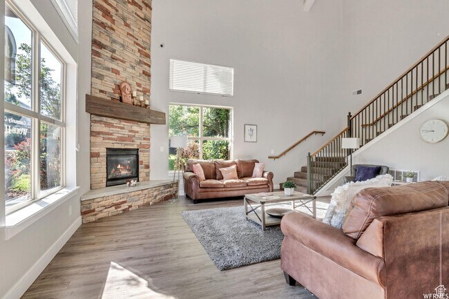 Building Photo - 1255 Wolf Hollow Ln