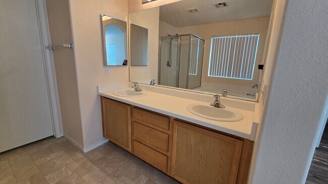 Building Photo - 2 story, 2 car garage, 4 bedroom, All appliances. move in ready home !