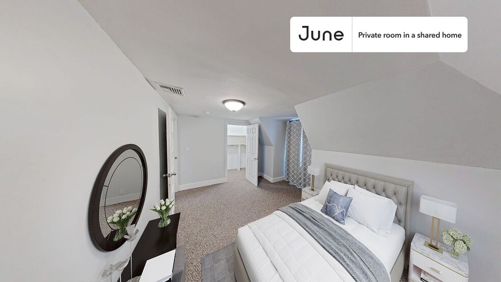Primary Photo - Private bedroom in 6 bed/3.5 bath Home