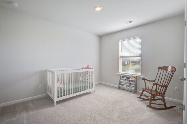 Building Photo - Stunning 5 Bedroom Cypress Preserve