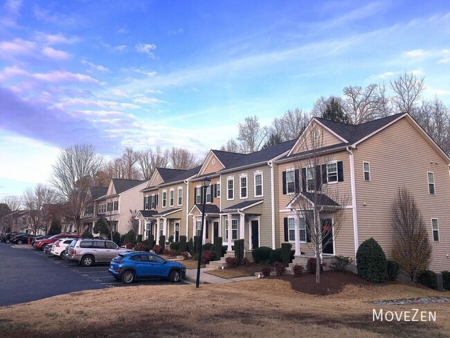 Building Photo - 363 Anterbury Dr