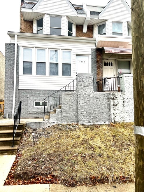 Building Photo - 5632 Warrington Ave