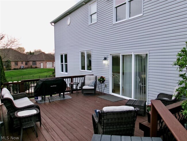 Building Photo - 3473 Churchill Downs