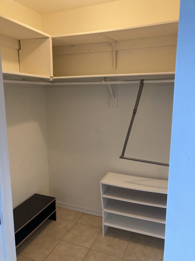 Building Photo - 2 Bed 2 Bath in Melbourne!