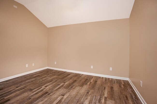 Building Photo - 2469 Waterstone Cir