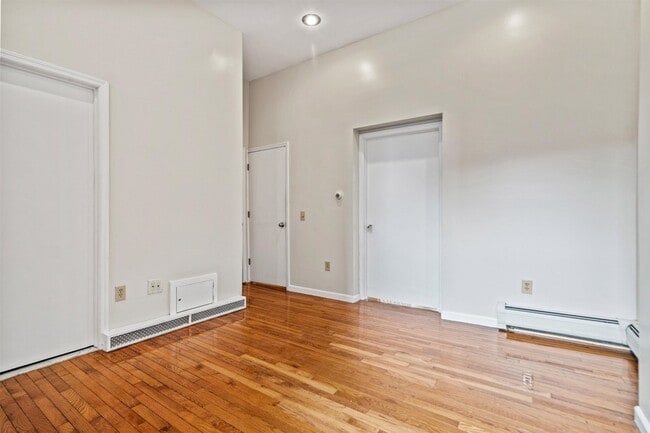 Building Photo - 800 Ocean Ave