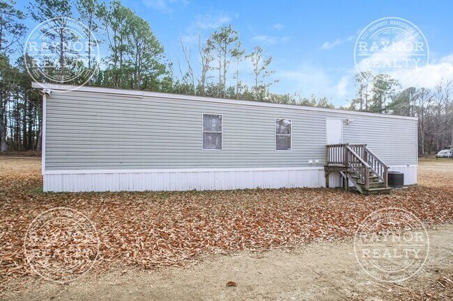 Building Photo - 756 Cooke Rd