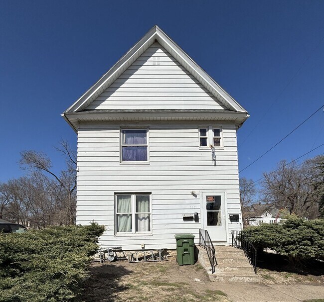 Building Photo - 227 Independence Ave