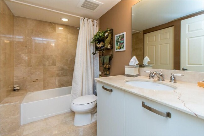 Building Photo - 2001 N Ocean Blvd