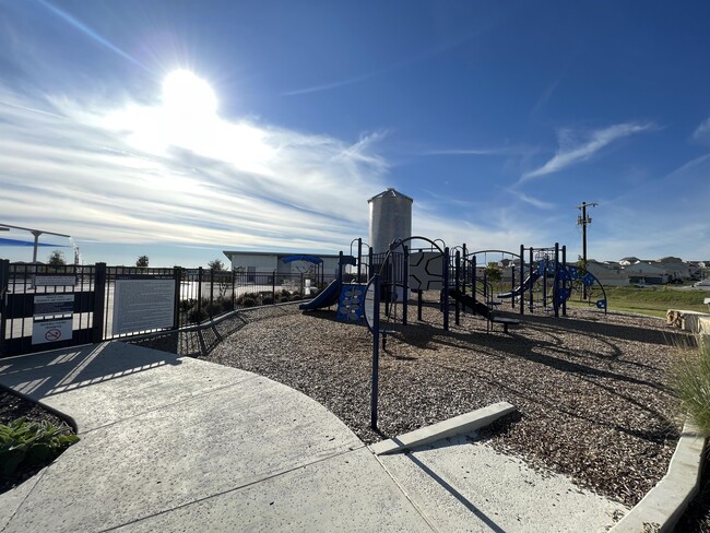 Building Photo - 7314 Silos Rdg