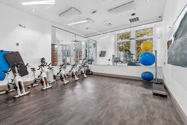 Building Photo - 302 Constitution Ave