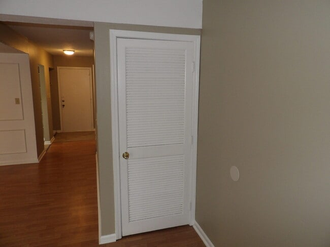 Building Photo - 409 Ridgewood Ln