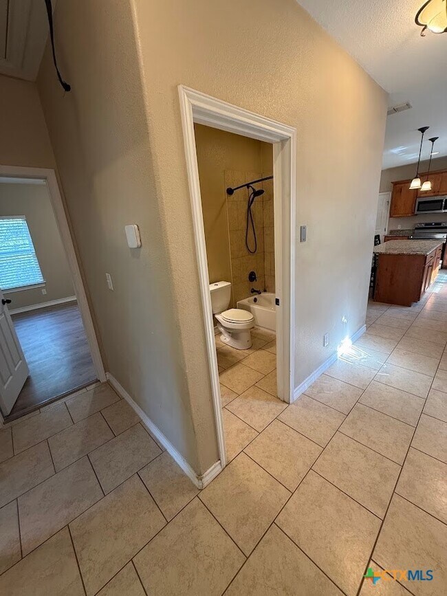 Building Photo - 1071 Rocky Ridge Loop