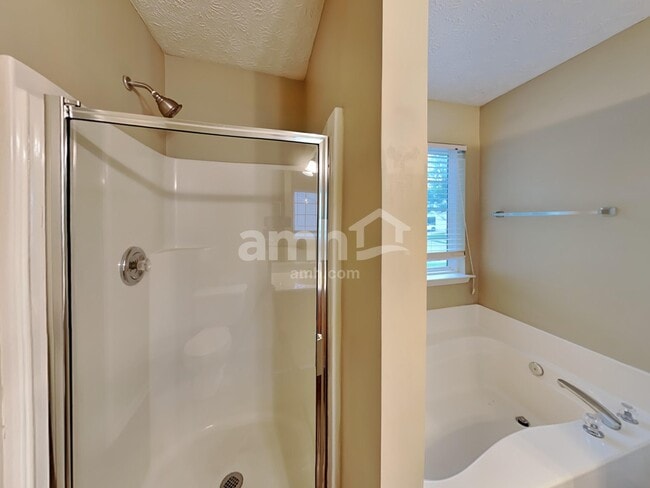 Building Photo - 315 Westminster Dr