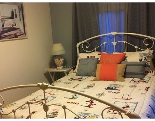 Building Photo - 29 Silver Shell Beach Dr