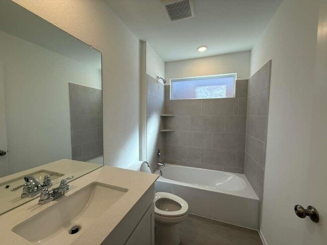 Building Photo - 18020 Lark Sparrow Dr