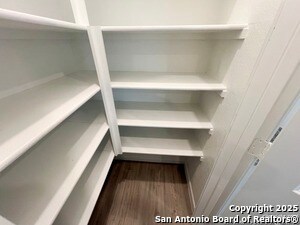 Building Photo - 9919 Pears Ml