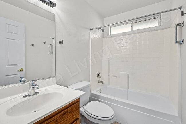 Building Photo - PERFECT CUL-DE-SAC HOME