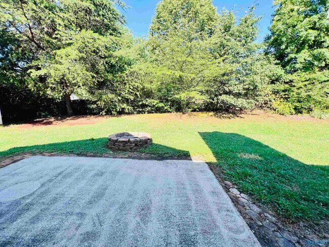 Building Photo - 116 Bibb Dr