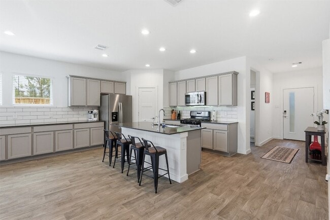 Building Photo - 14280 Big Bnd Dr