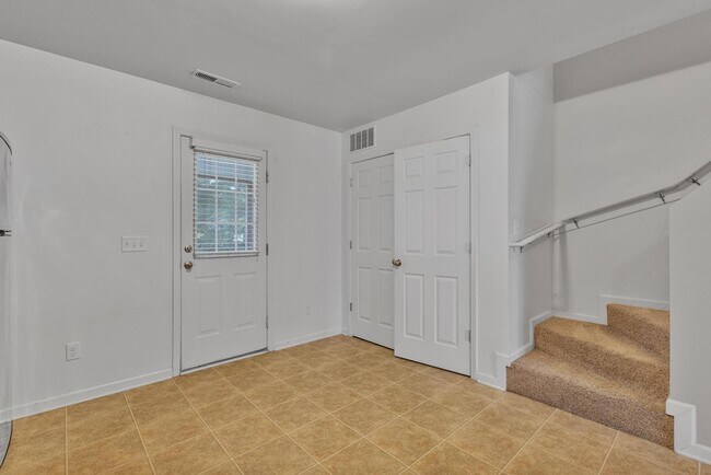 Building Photo - Affordable two bedroom townhome available ...