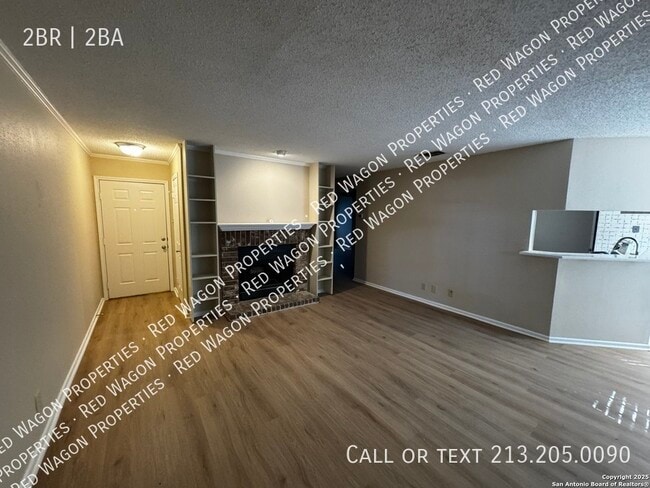 Building Photo - 10955 Wurzbach Rd