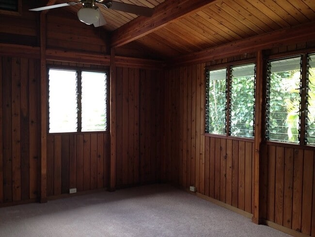 Building Photo - 2 BEDROOM, 1 BATHROOM COTTAGE IN KAILUA