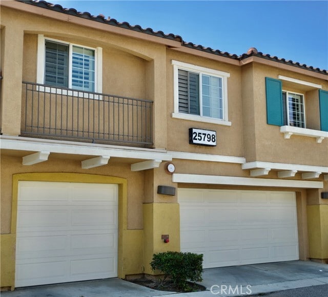 Building Photo - 25798 Iris Ave