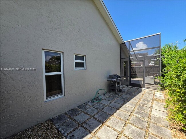Building Photo - 10076 NW 51st Terrace
