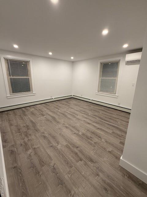 Building Photo - 19 Bellport Ln