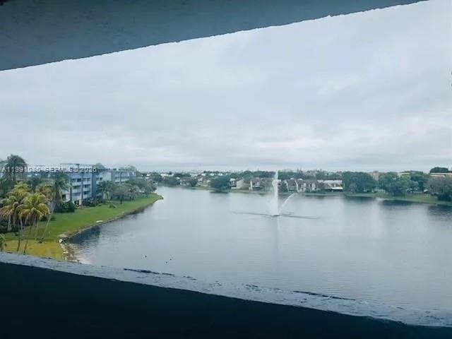 Building Photo - 9351 Fontainebleau Blvd