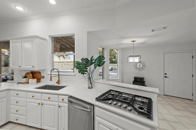 Building Photo - 2600 Cedarwood Ct