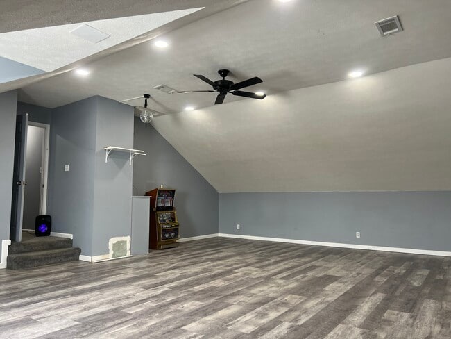 Building Photo - 1044 Cindy Jo Ct