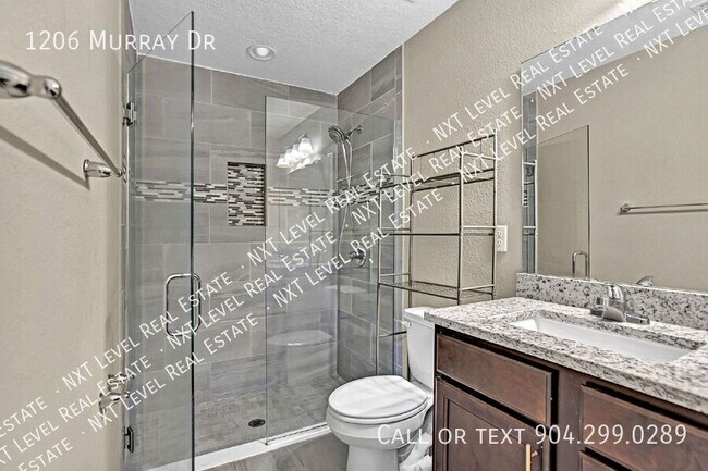 Building Photo - 1206 Murray Dr