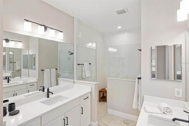 Building Photo - 12673 Palatka Dr