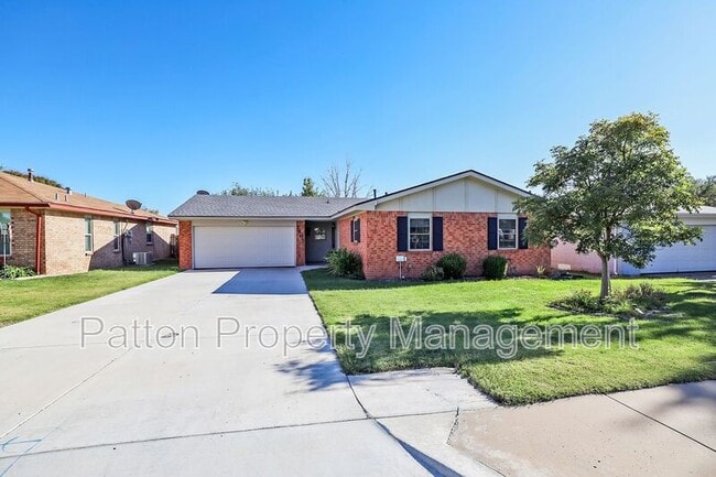 Building Photo - 2905 Salem Dr