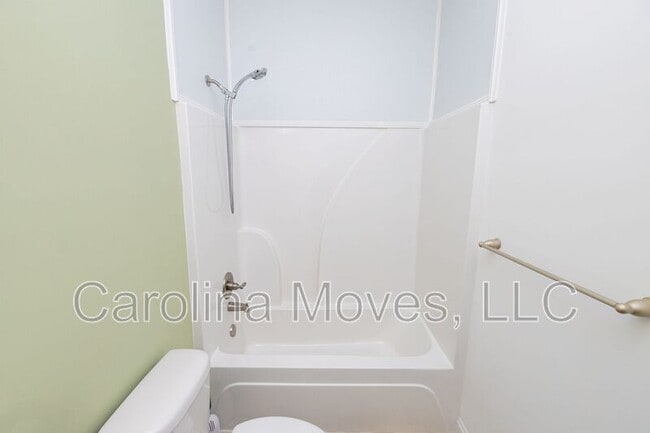 Building Photo - 210 Royal Hill Ln