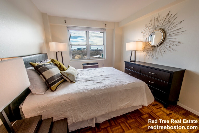 Building Photo - 185 Freeman St