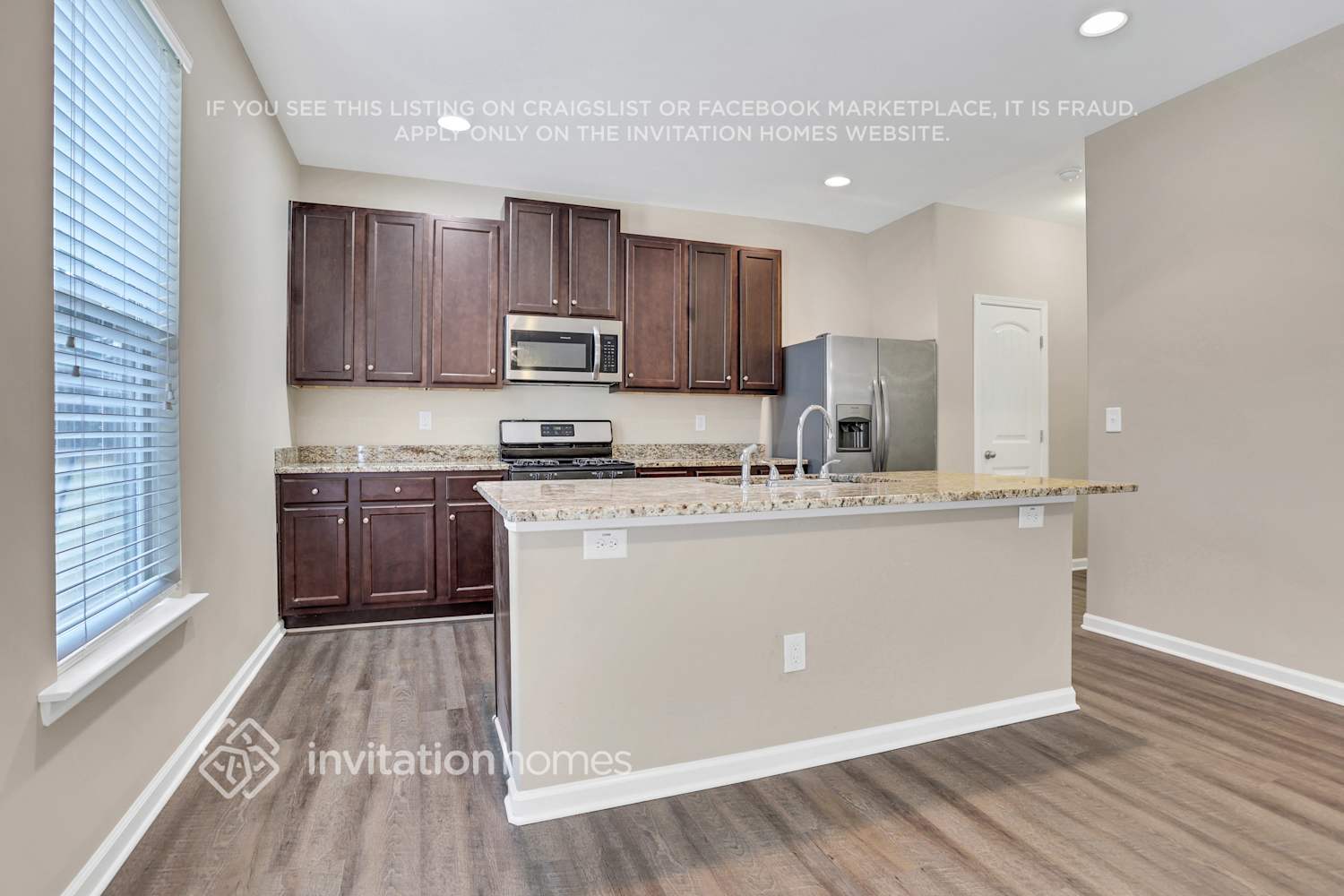 Building Photo - 4330 Calidge Dr