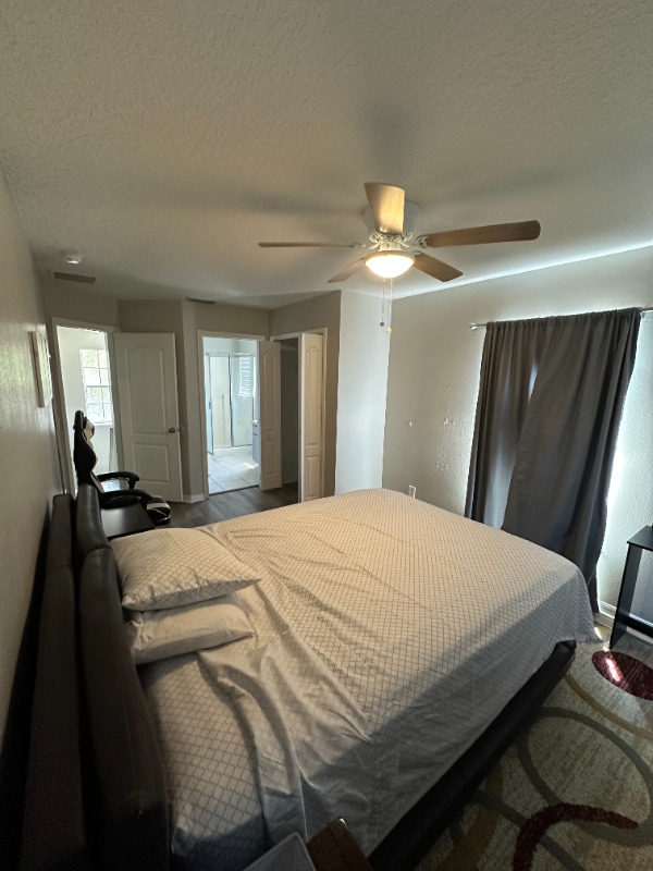 Building Photo - 1737 Royal Ridge Dr