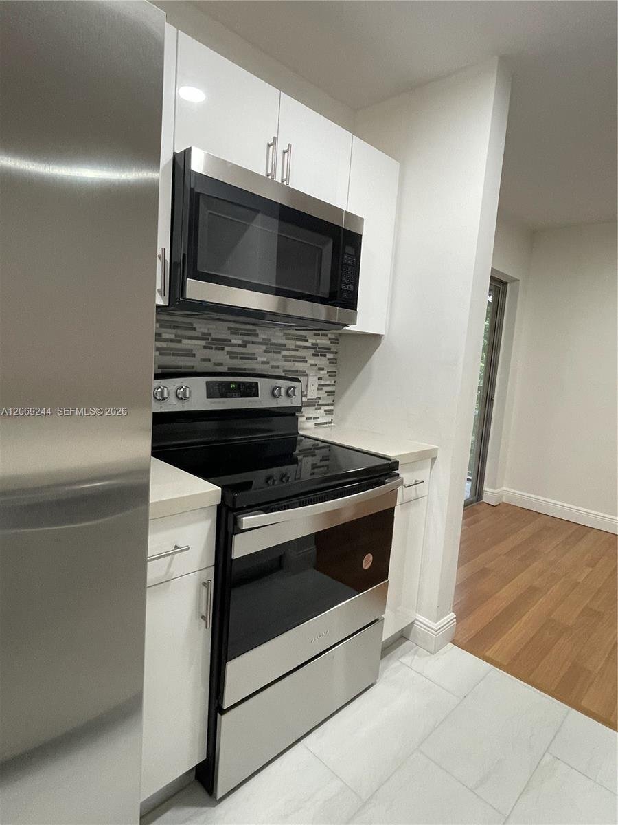 Building Photo - 15325 SW 106th Terrace