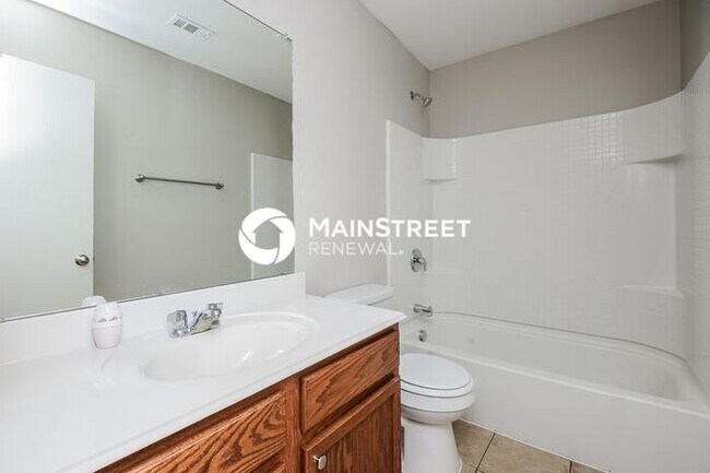 Building Photo - 4 Bedroom Pet-Friendly Home in Burleson, T...